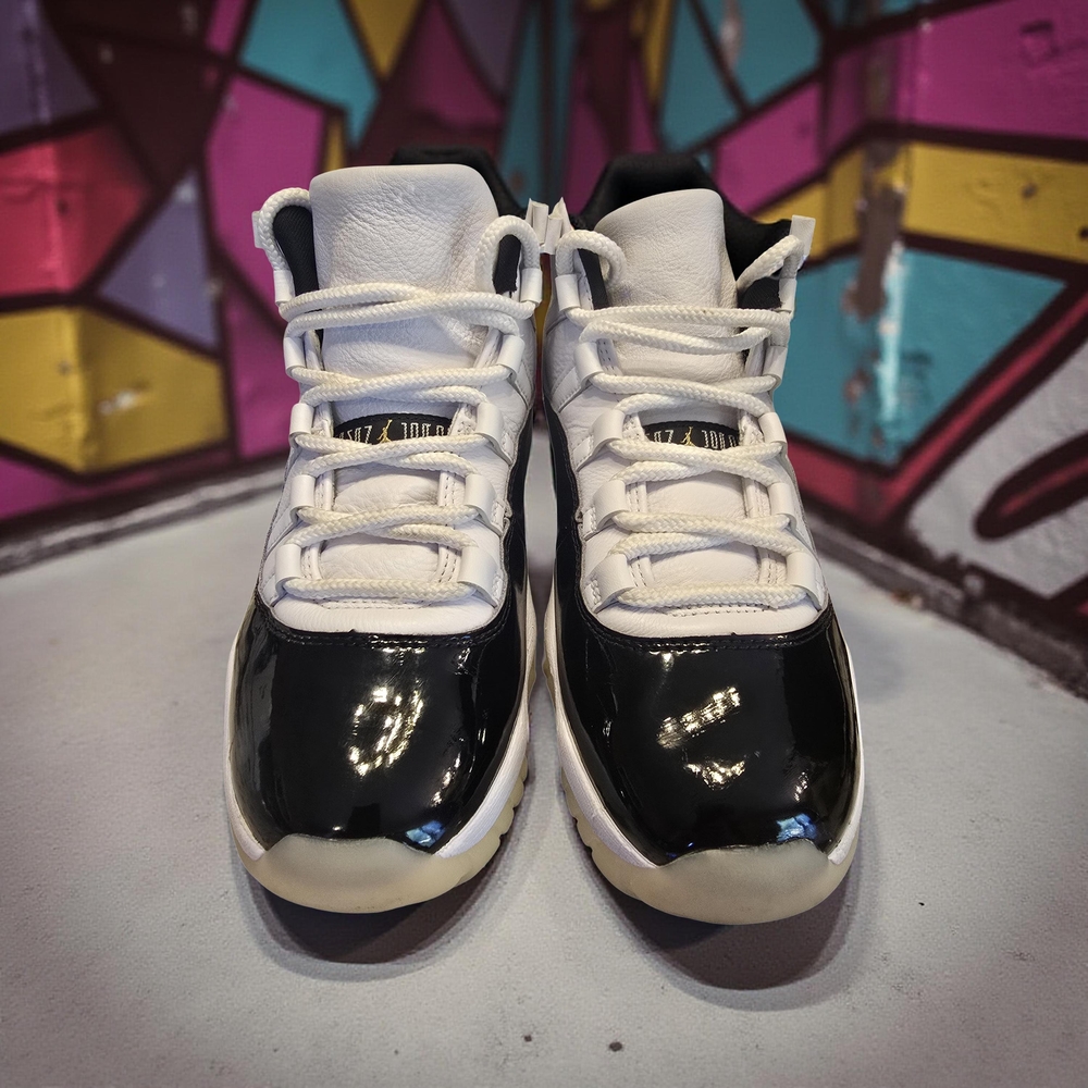 Air Jordan 11 Retro Mid Gratitude Size 8 Defining Moments (CT8012-170)